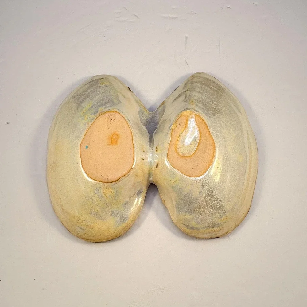 Iridescent Ceramic Clam Shell Style Divided Trinket Dish Decorative Bowl Trinket